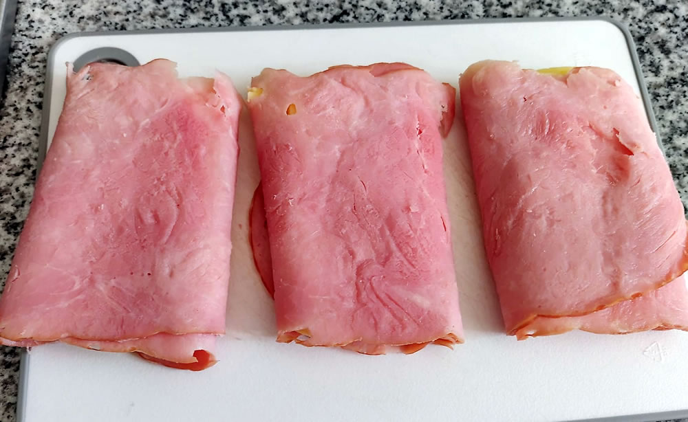 Rollos de jamon y queso