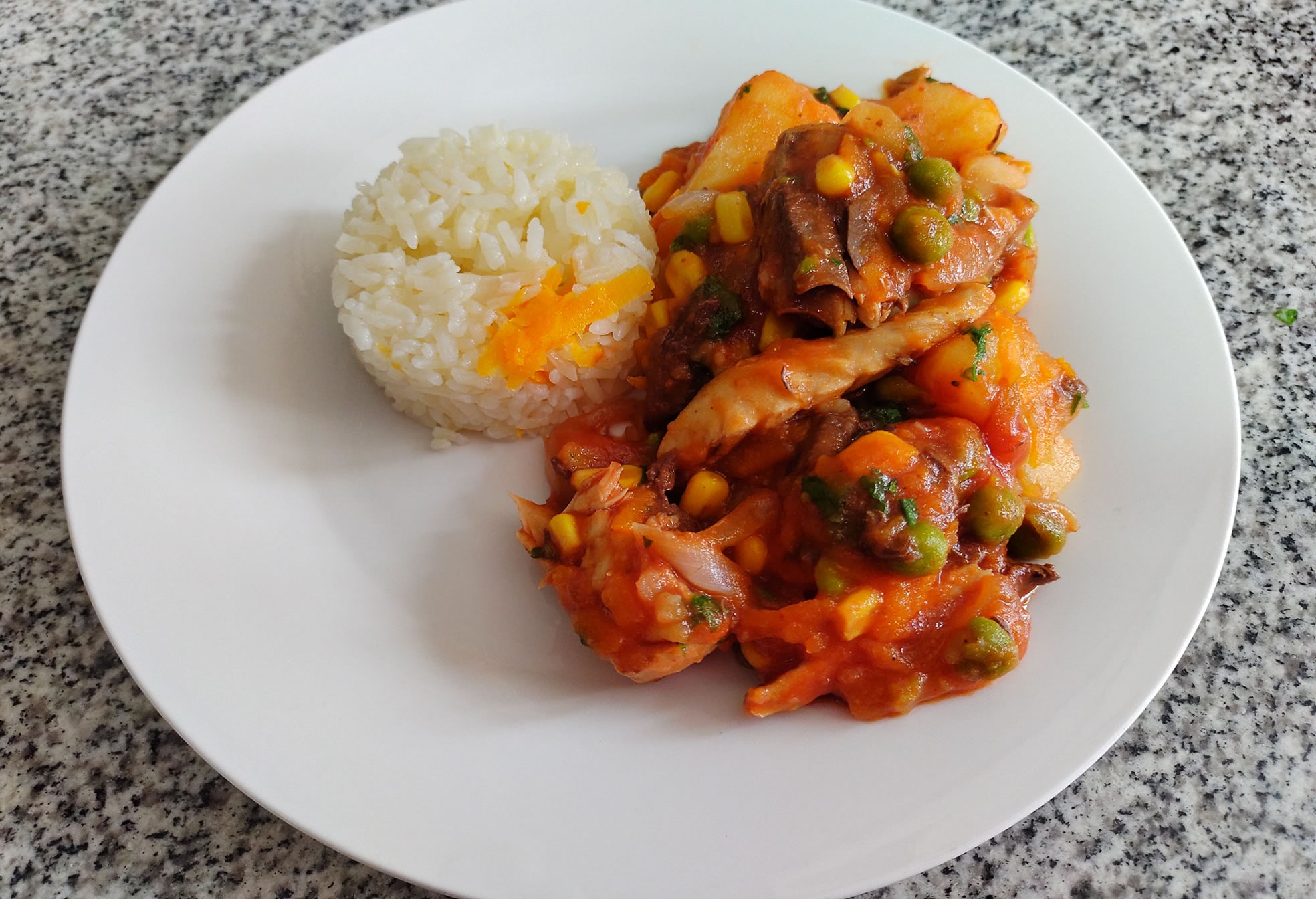 Estofado de jurel con arroz