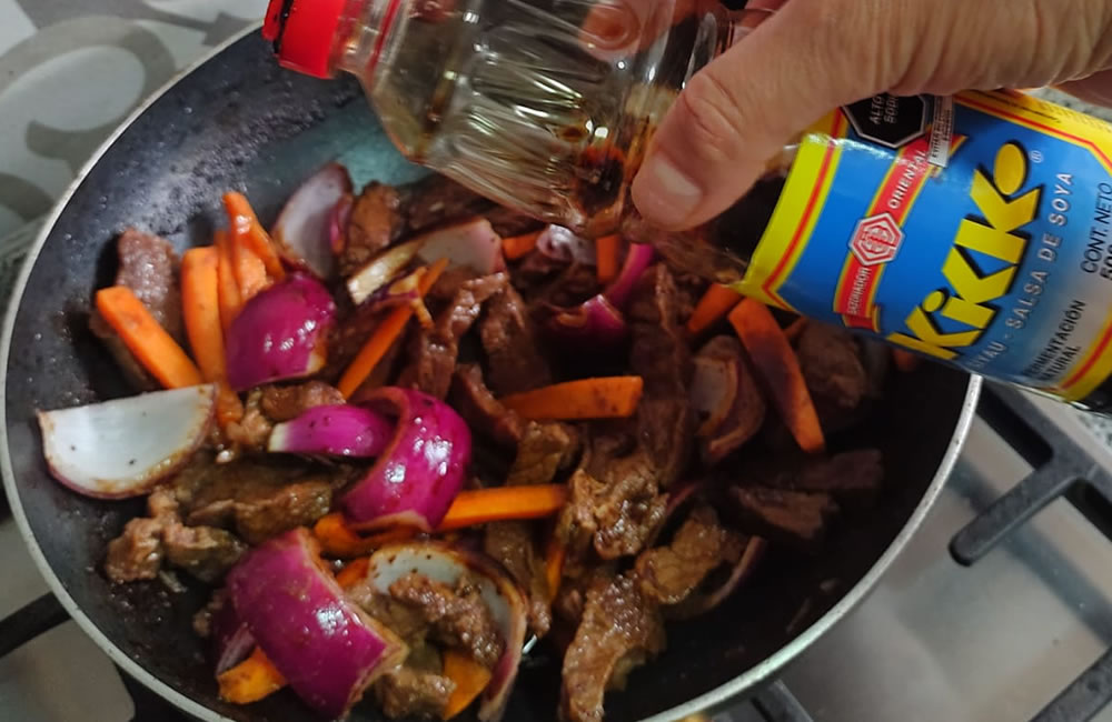 Salsa de soya para carne saltada