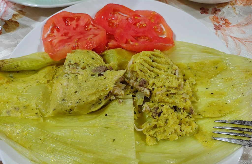 Humitas con tomates