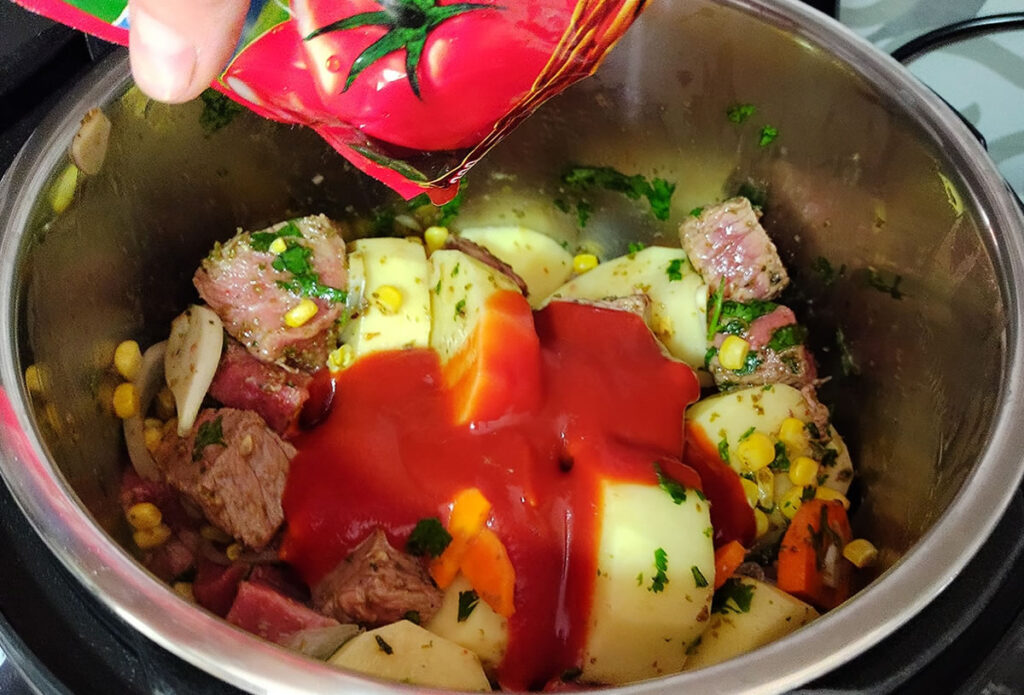 Tomatican con salsa de tomates