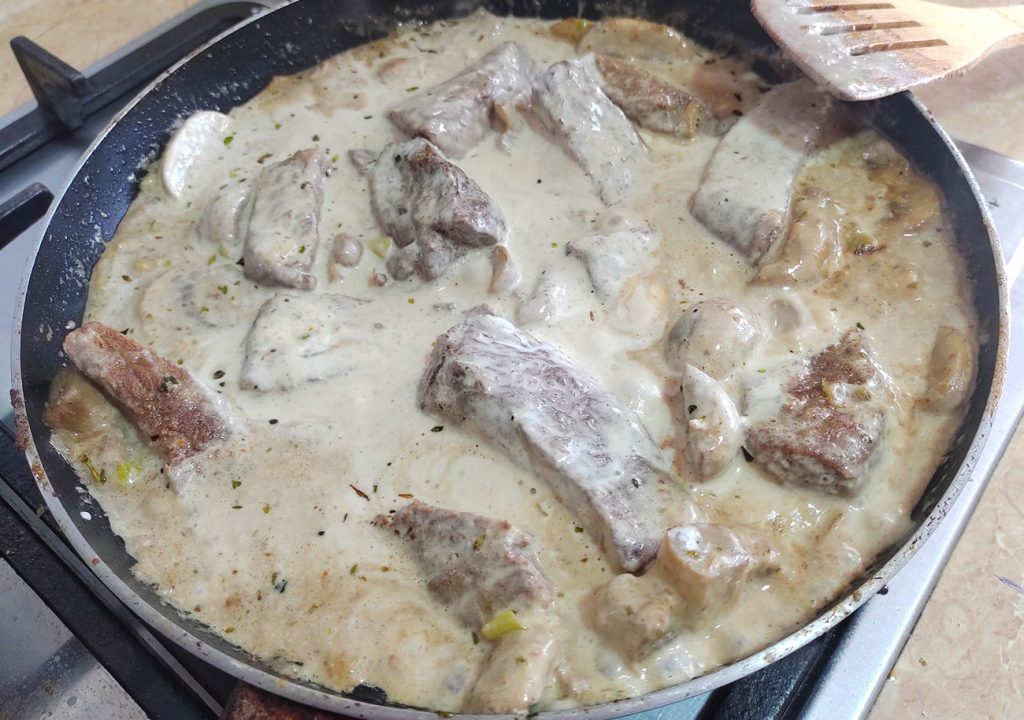 Strogonoff casi listo
